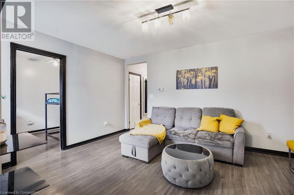 145 Cathcart Street, Hamilton, Ontario  L8L 5A3 - Photo 7 - 40680975