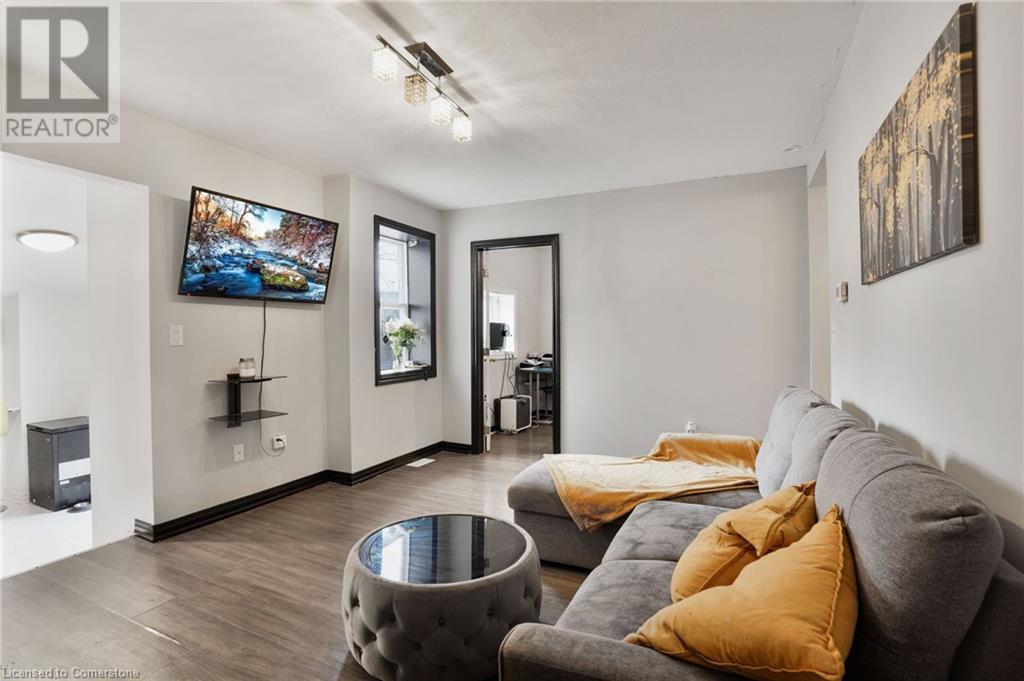 145 Cathcart Street, Hamilton, Ontario  L8L 5A3 - Photo 8 - 40680975