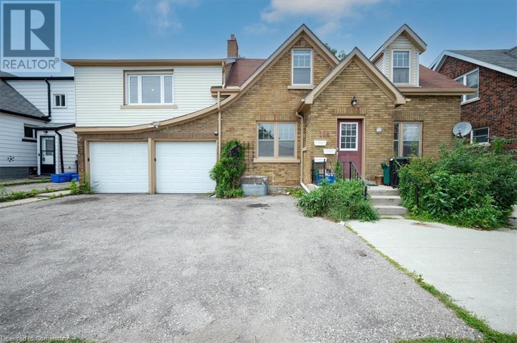 194 BORDEN Avenue S, Kitchener, Ontario