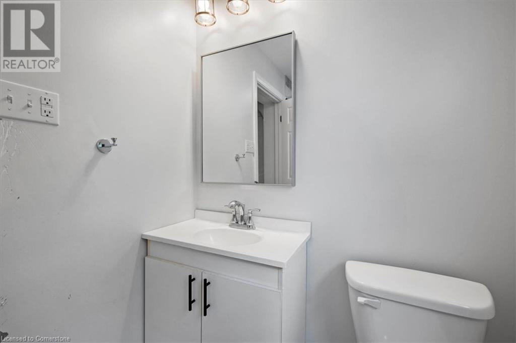 194 Borden Avenue S, Kitchener, Ontario  N2G 3R8 - Photo 14 - 40680940