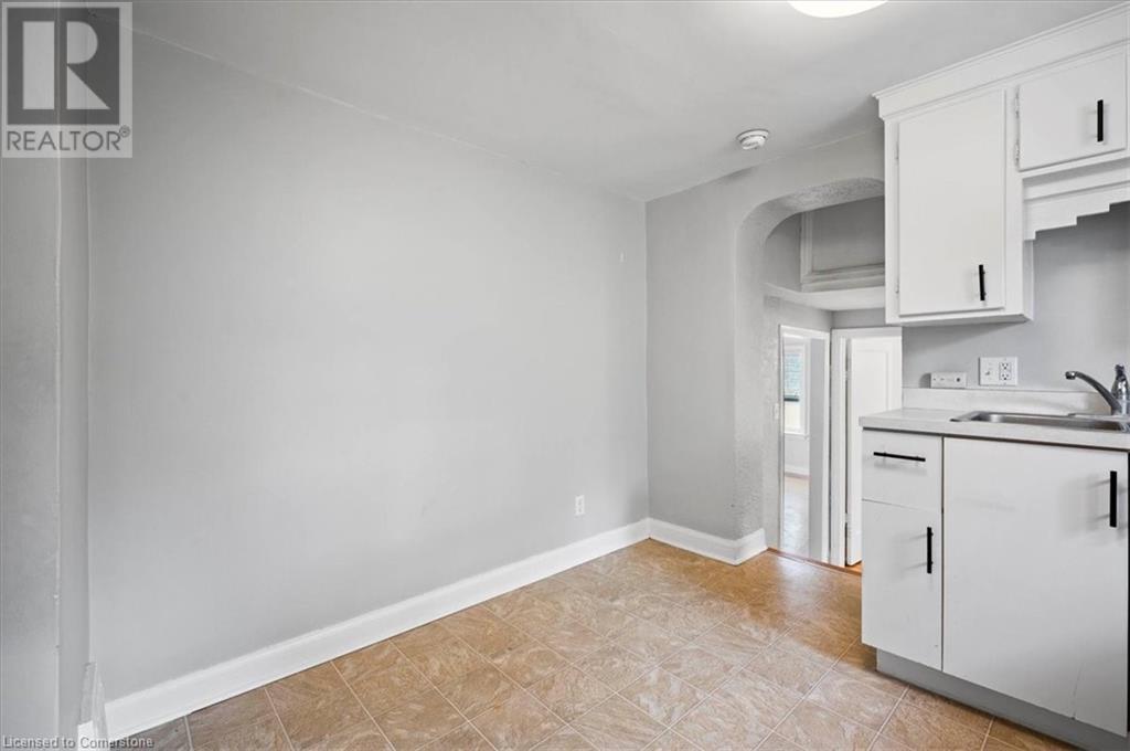 194 Borden Avenue S, Kitchener, Ontario  N2G 3R8 - Photo 22 - 40680940