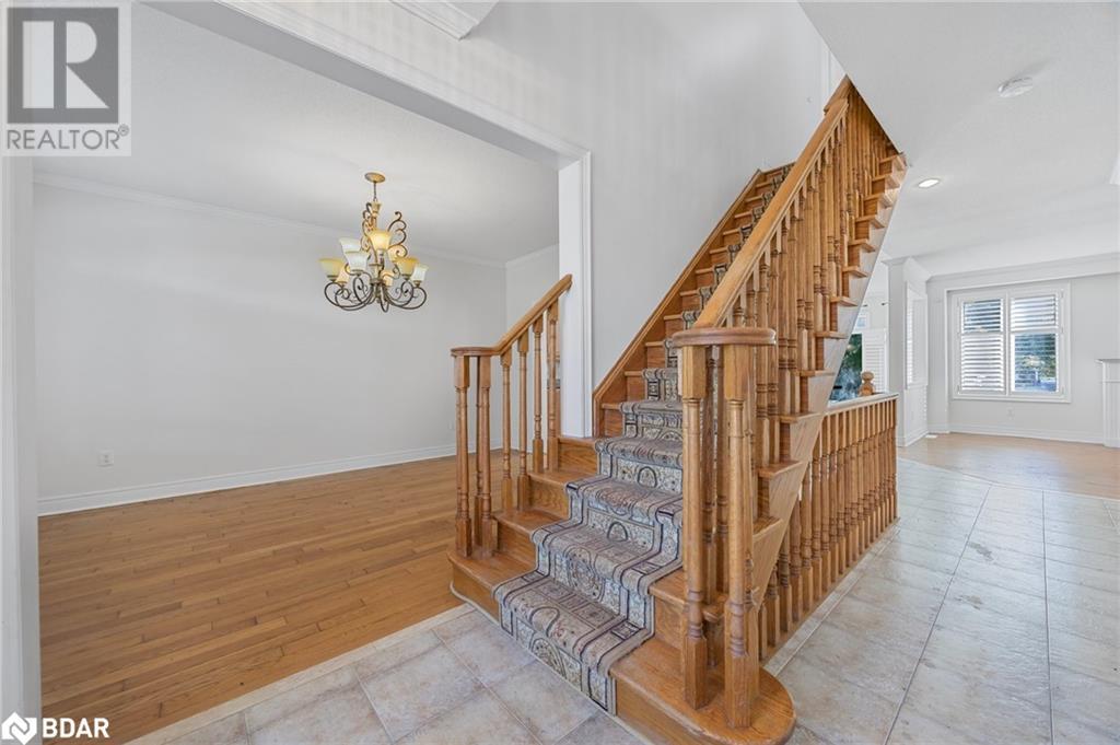 33 Collier Crescent, Angus, Ontario  L0M 1B5 - Photo 3 - 40681643