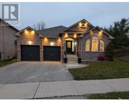 16 IMPERIAL CROWN LANE, Barrie, Ontario