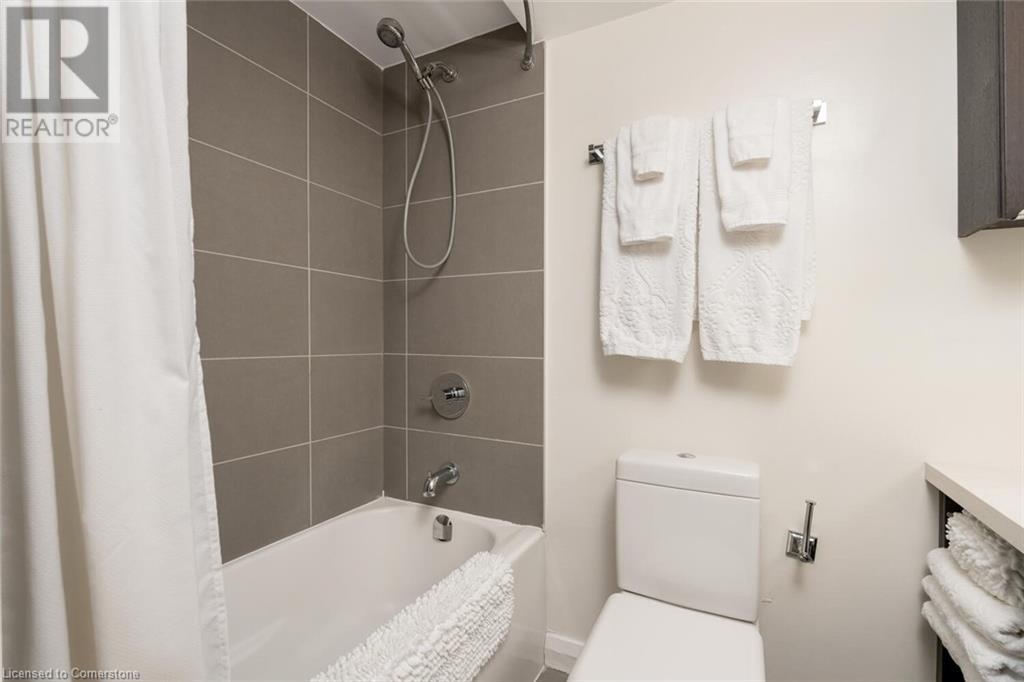 155 Yorkville Avenue Unit# 1012Toronto, Ontario  M5R 0B3 - Photo 18 - XH4180949