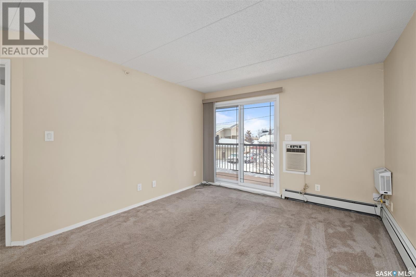 Property at 201 1901 1 1/2 AVENUE W image 5