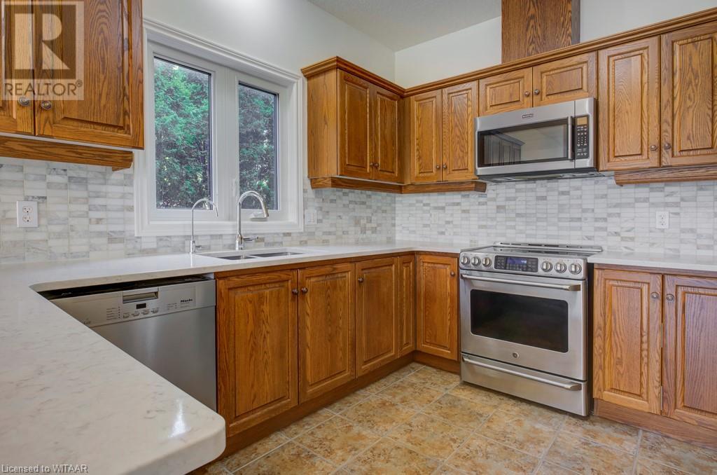 2 Green Gable Place, Woodstock, Ontario  N4T 1W6 - Photo 9 - 40681570
