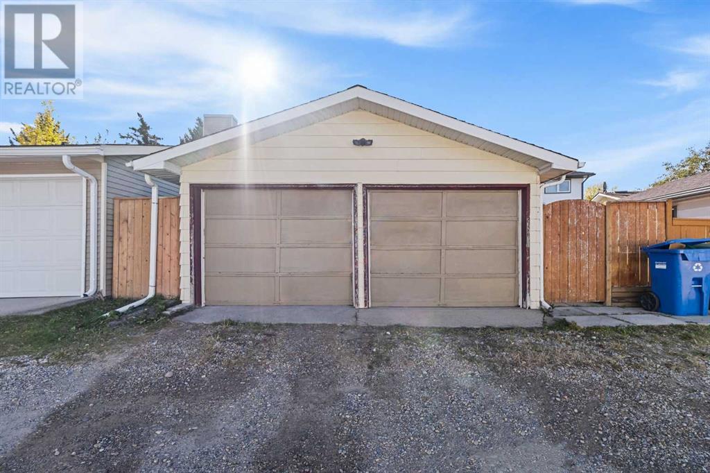 1292 Berkley Drive Nw, Calgary, Alberta  T3K 1S9 - Photo 8 - A2172856