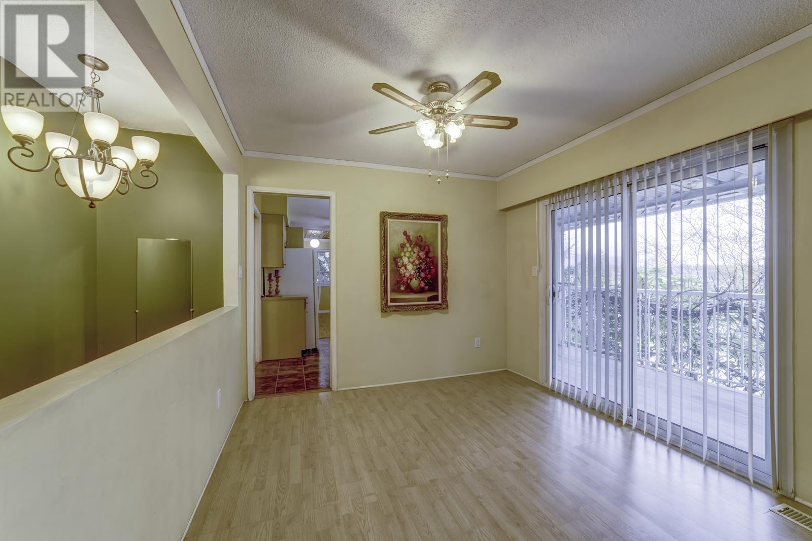 1026 Saddle Street, Coquitlam, British Columbia  V3C 3W3 - Photo 10 - R2947303