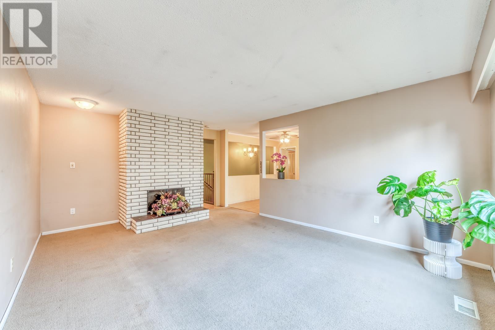 1026 Saddle Street, Coquitlam, British Columbia  V3C 3W3 - Photo 8 - R2947303