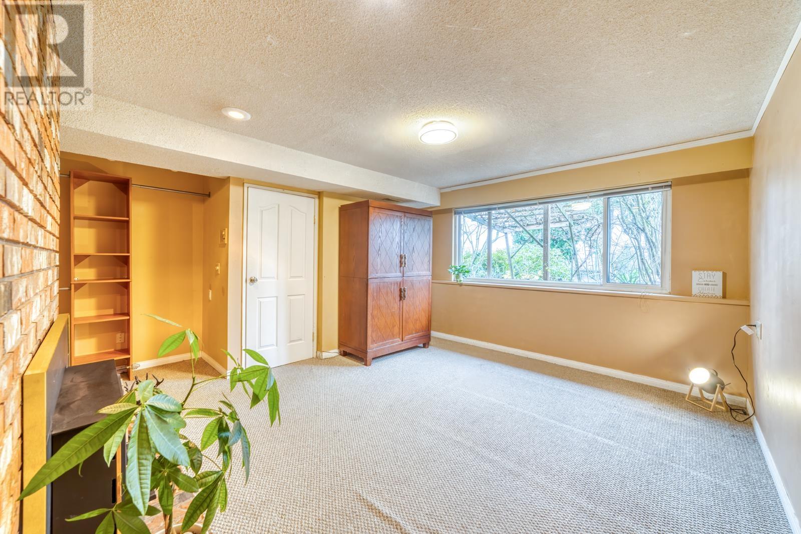 1026 Saddle Street, Coquitlam, British Columbia  V3C 3W3 - Photo 25 - R2947303