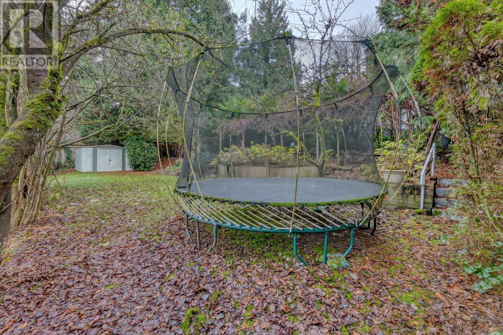 1026 Saddle Street, Coquitlam, British Columbia  V3C 3W3 - Photo 39 - R2947303