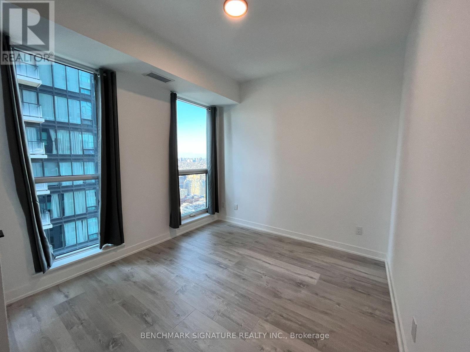 3504 - 327 King Street WToronto (Waterfront Communities), Ontario  M5V 0W7 - Photo 10 - C11421443