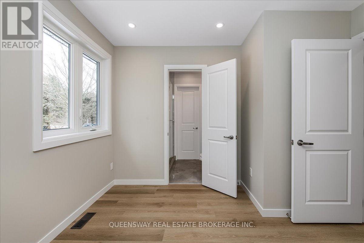 3229 25 Side Road, Innisfil, Ontario  L9S 2J7 - Photo 16 - N11215343