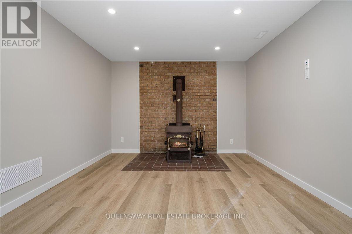 3229 25 Side Road, Innisfil, Ontario  L9S 2J7 - Photo 25 - N11215343