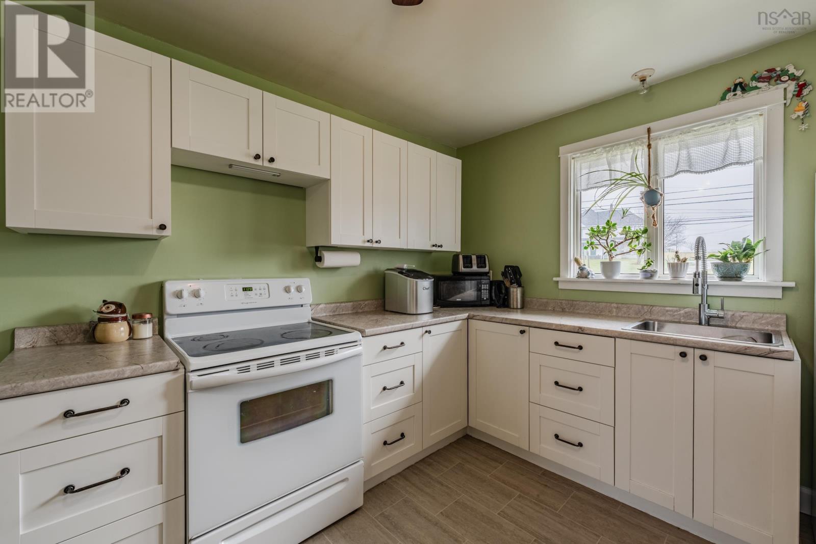 3353 Highway 1, Belliveaus Cove, Nova Scotia  B0W 1J0 - Photo 7 - 202427437