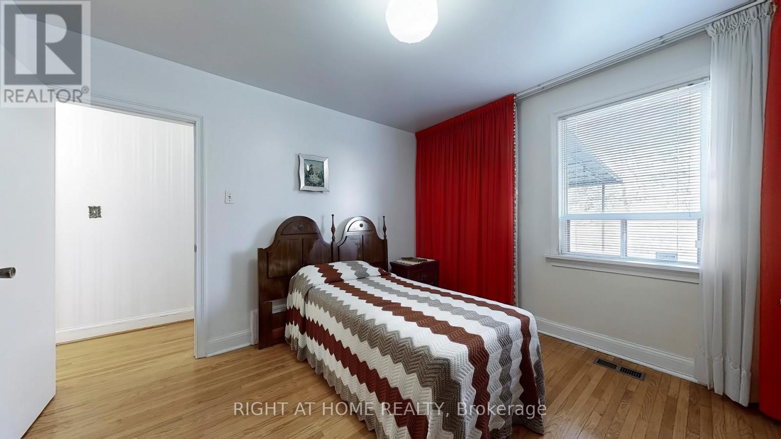 70 Forthbridge Crescent, Toronto, Ontario  M3M 2A3 - Photo 23 - W11425430