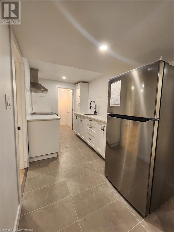21 Mcintosh Avenue, Hamilton, Ontario  L9B 1J3 - Photo 9 - 40680899