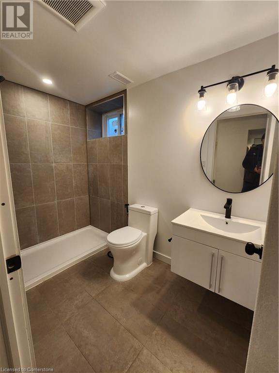 21 Mcintosh Avenue, Hamilton, Ontario  L9B 1J3 - Photo 12 - 40680899