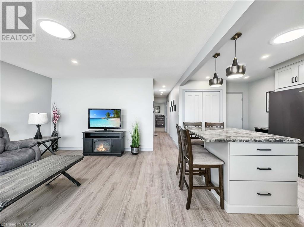 87 Dorothy Street, Brantford, Ontario  N3S 1H3 - Photo 5 - 40680766