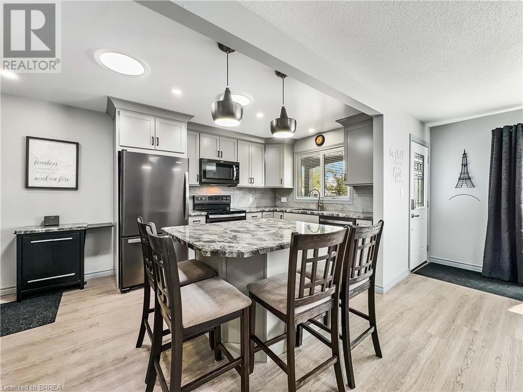 87 Dorothy Street, Brantford, Ontario  N3S 1H3 - Photo 7 - 40680766