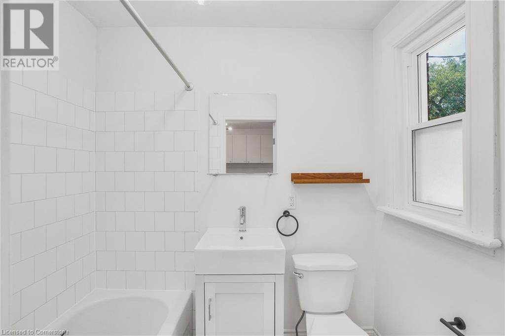 176 Darling Street Unit# 1, Brantford, Ontario  N3S 3W6 - Photo 11 - 40681750