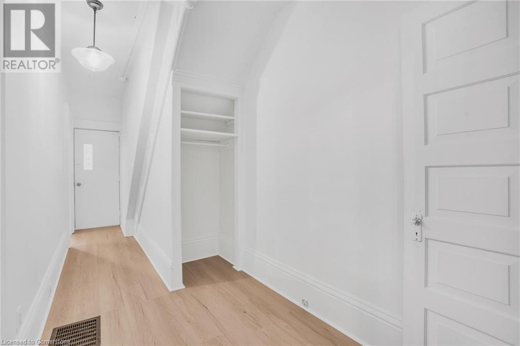176 Darling Street Unit# 1, Brantford, Ontario  N3S 3W6 - Photo 12 - 40681750