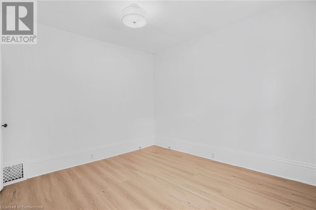 176 Darling Street Unit# 1, Brantford, Ontario  N3S 3W6 - Photo 5 - 40681750