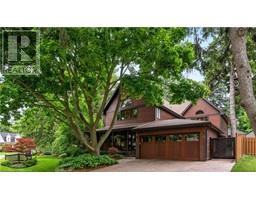 1194 STIRLING Drive, Oakville, Ontario