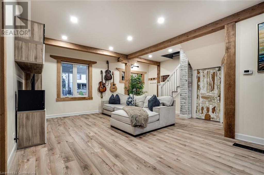 157 East 19th Street, Hamilton, Ontario  L9A 4S2 - Photo 11 - 40681377