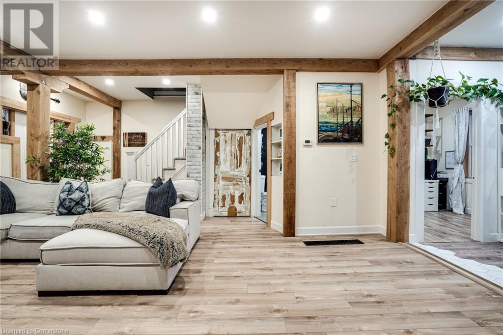 157 East 19th Street, Hamilton, Ontario  L9A 4S2 - Photo 12 - 40681377