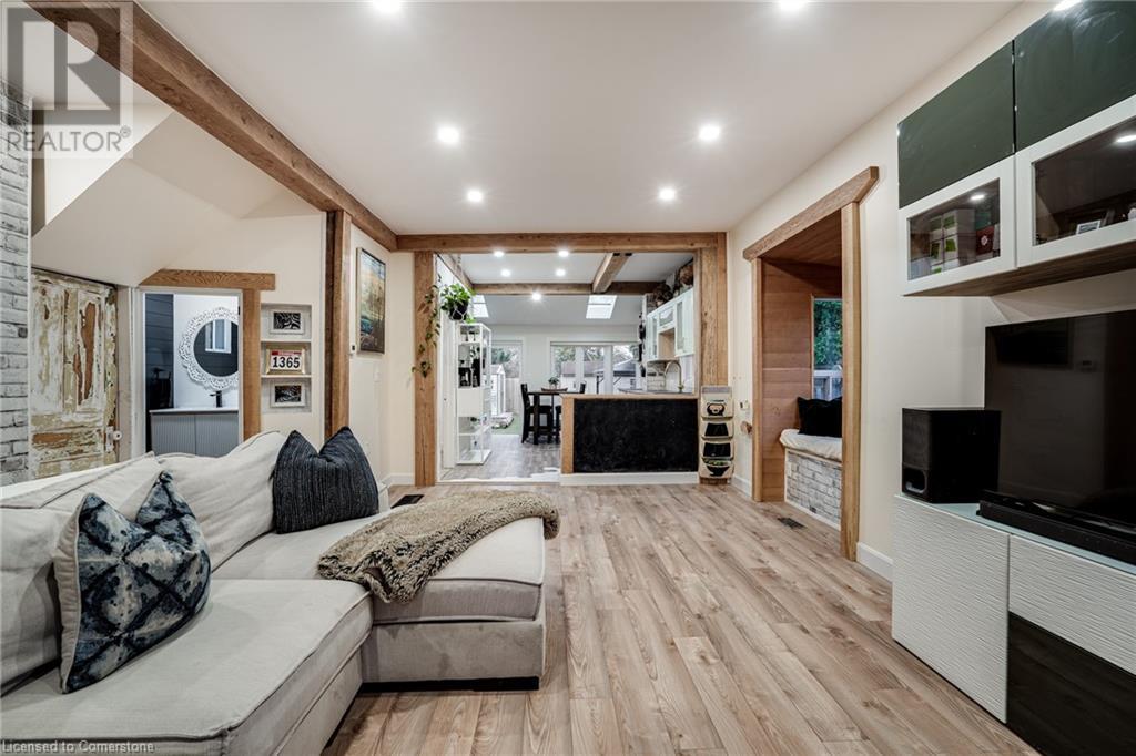 157 East 19th Street, Hamilton, Ontario  L9A 4S2 - Photo 14 - 40681377