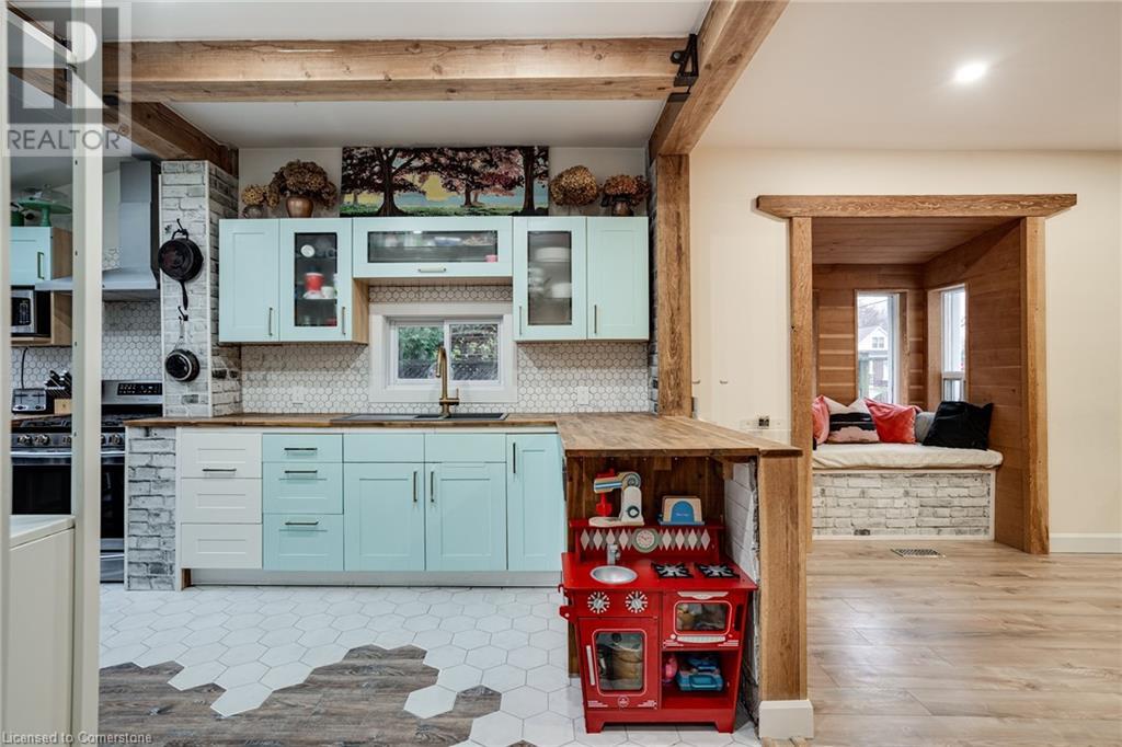 157 East 19th Street, Hamilton, Ontario  L9A 4S2 - Photo 16 - 40681377