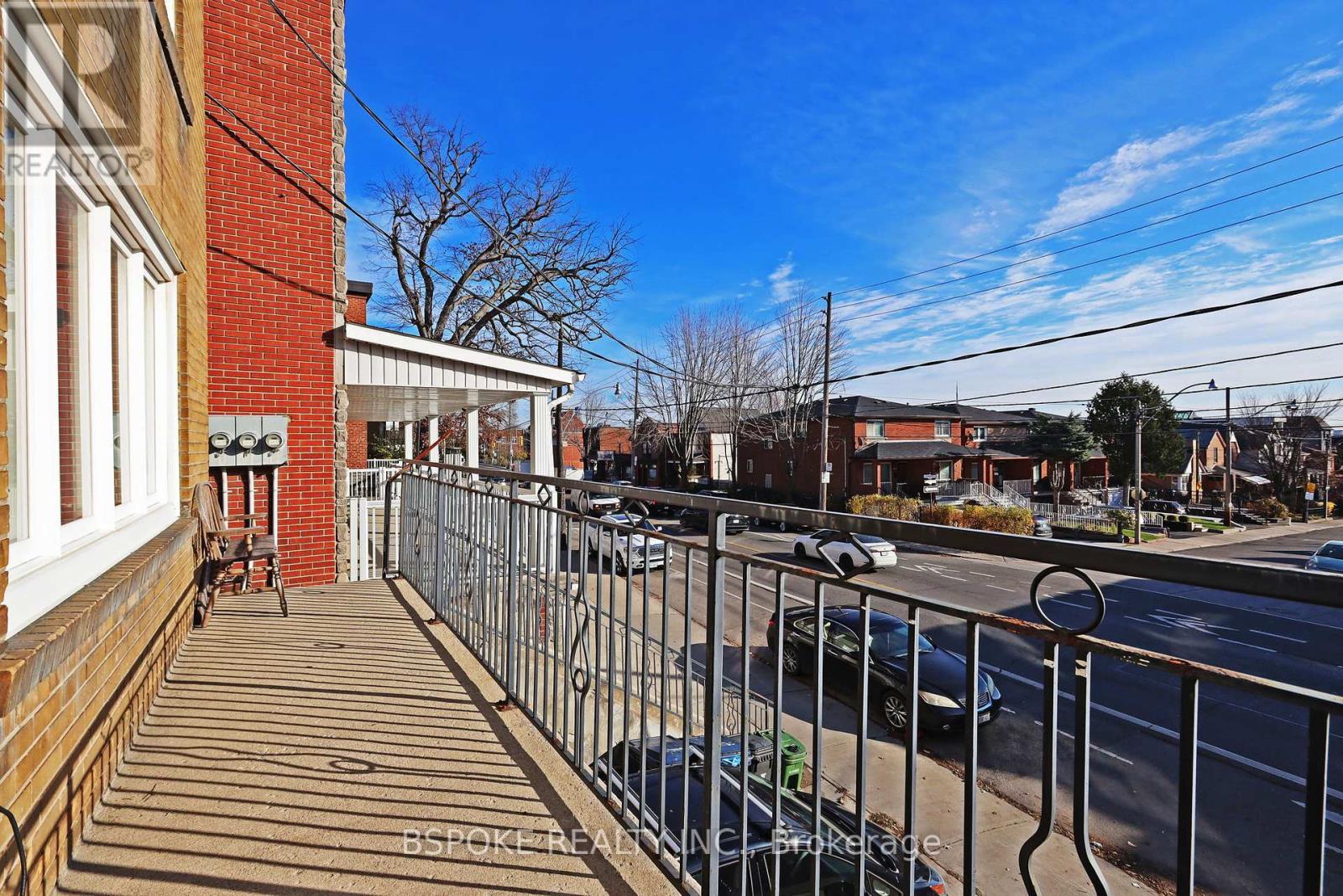 1268 Davenport Road, Toronto, Ontario  M6H 2G9 - Photo 4 - W11431333