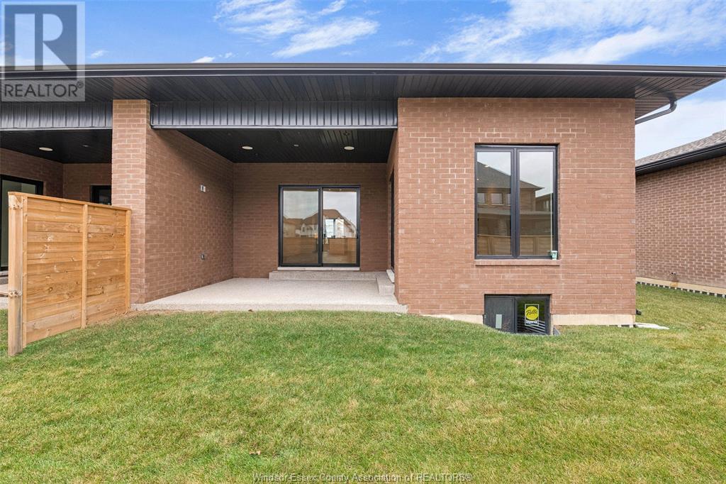 Property at 612 LILY MAC BOULEVARD image 3