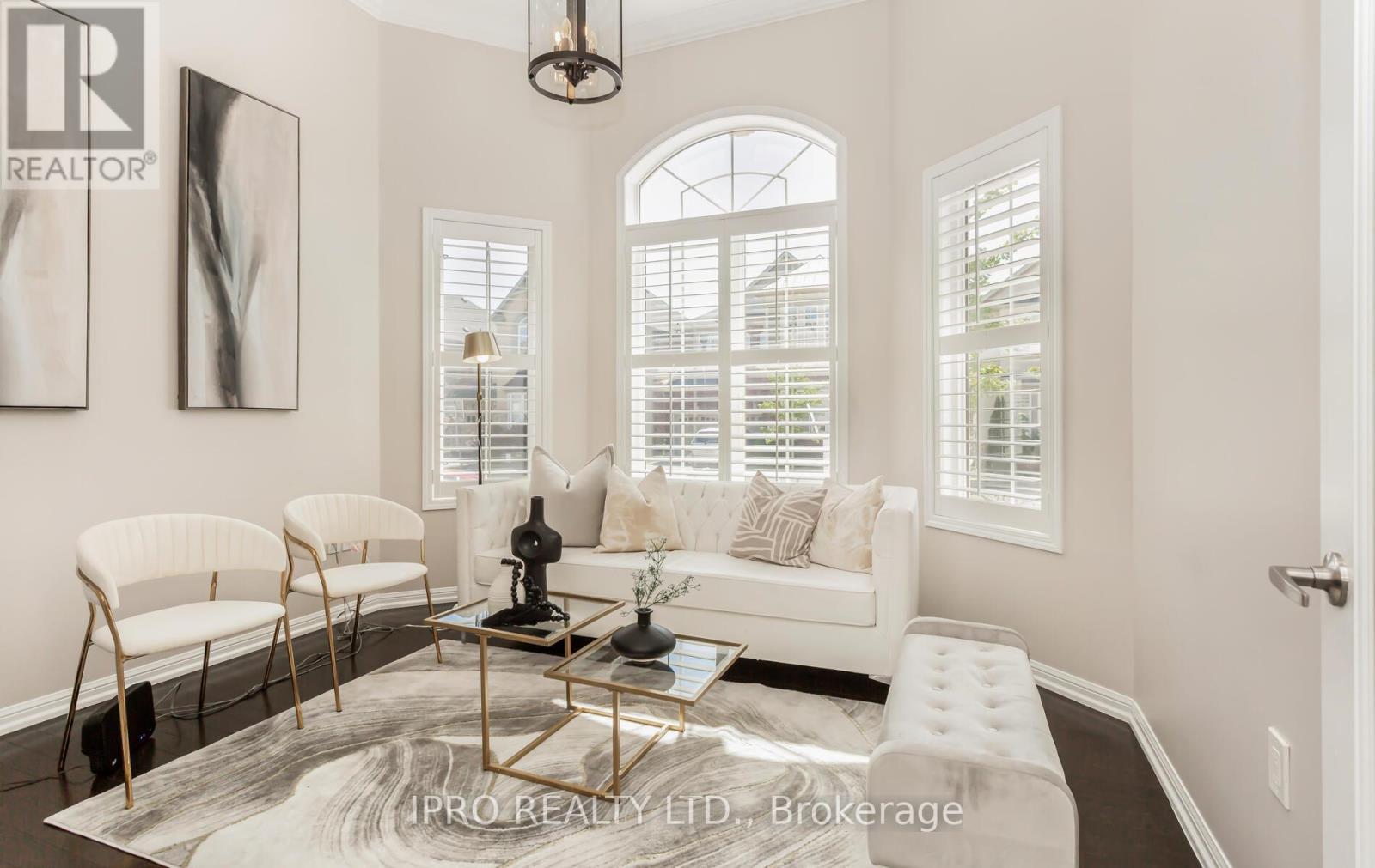 Property at 409 COOMBS COURT image 3