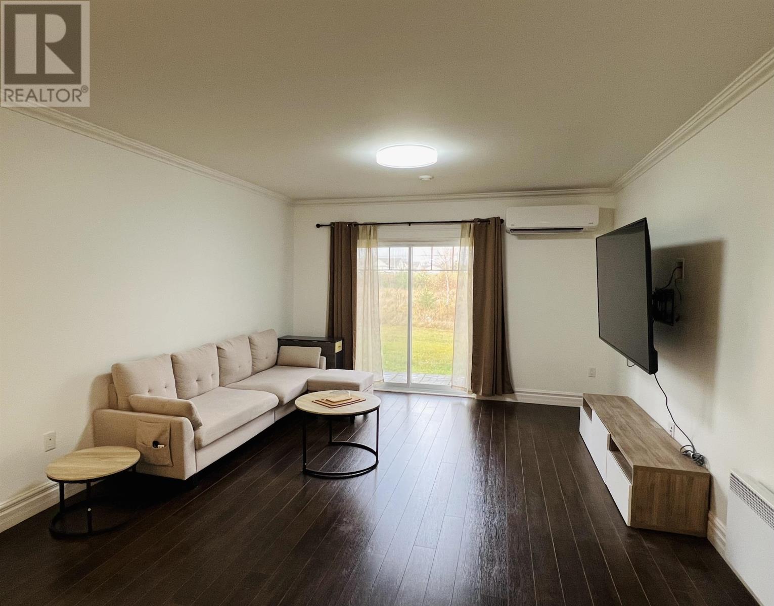 Property at 107 55 Glen Stewart Drive image 3