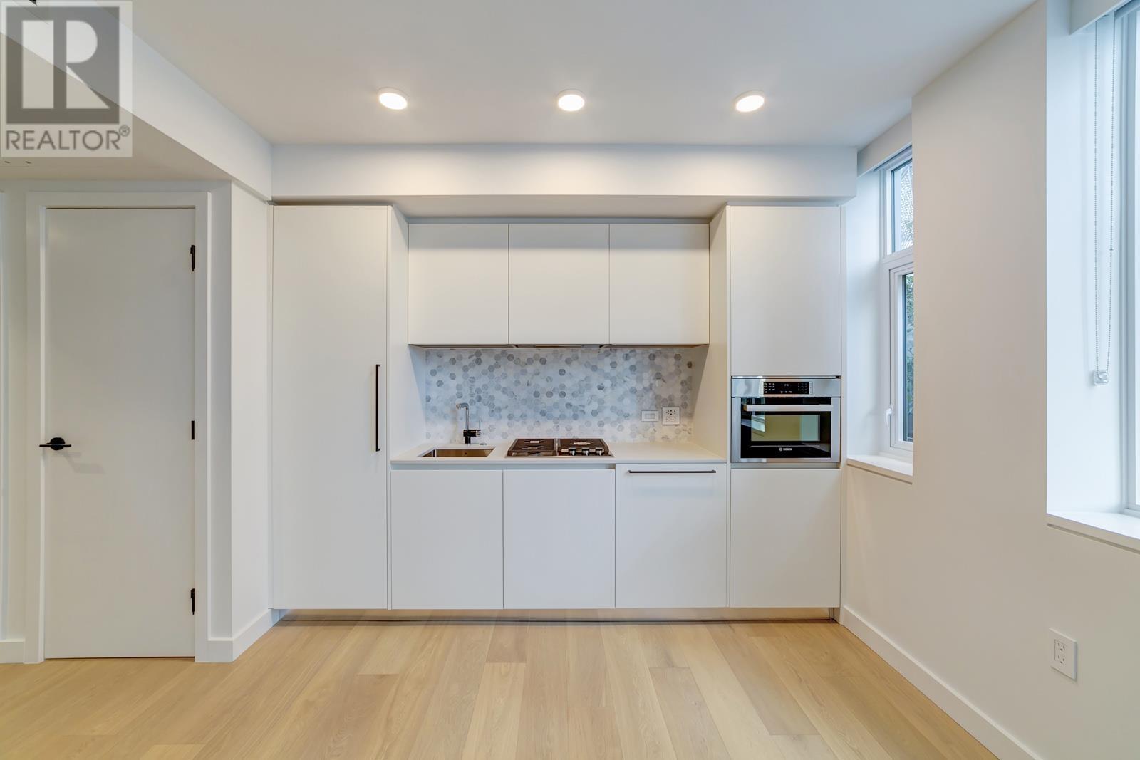 Listing Picture 3 of 12 : 904 1365 DAVIE STREET, Vancouver / 溫哥華 - 魯藝地產 Yvonne Lu Group - MLS Medallion Club Member