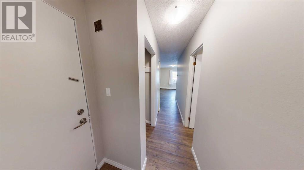 206, 9932 105 Avenue, Grande Prairie, Alberta  T8V 1G9 - Photo 2 - A2181460