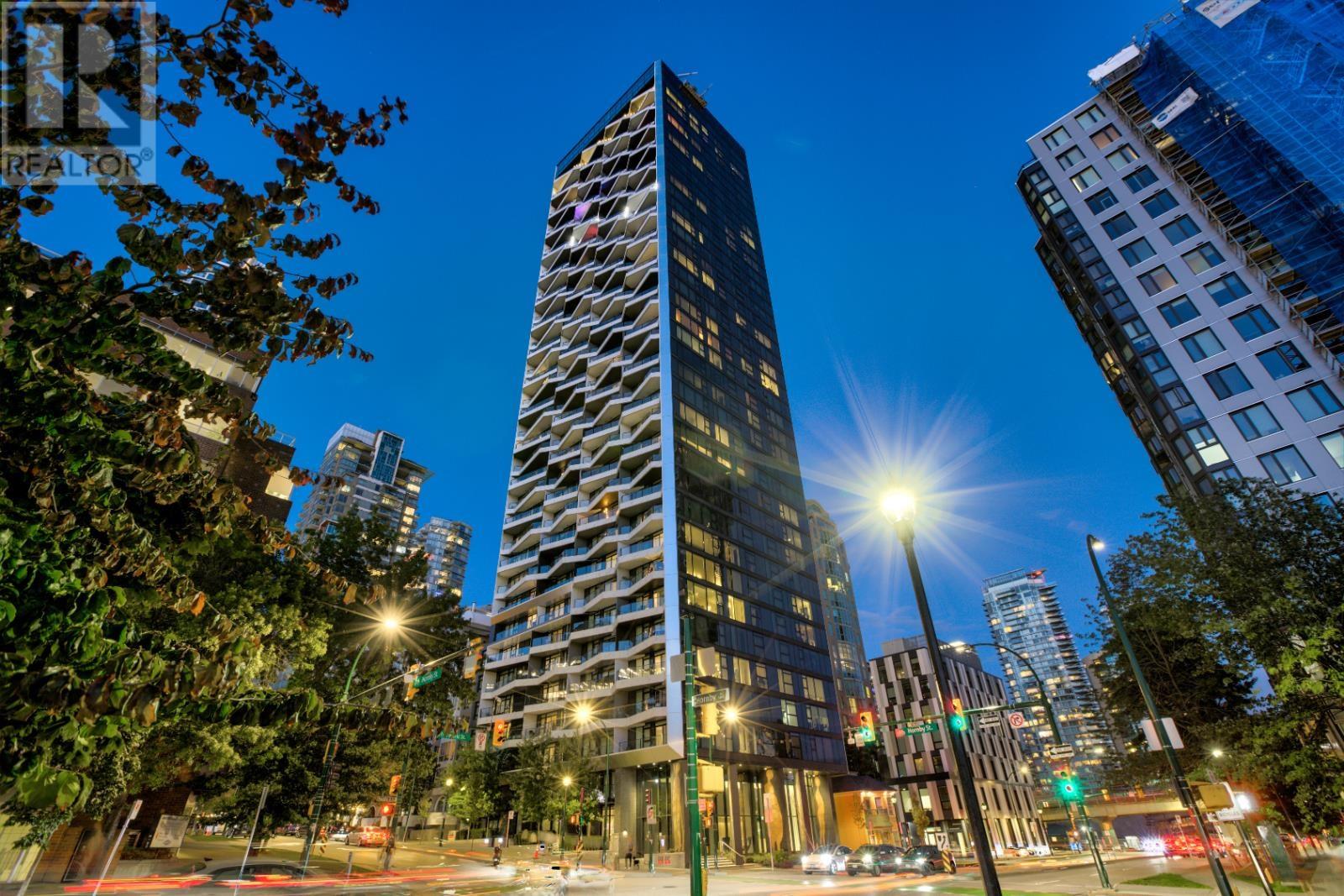 1402 889 PACIFIC STREET, Vancouver