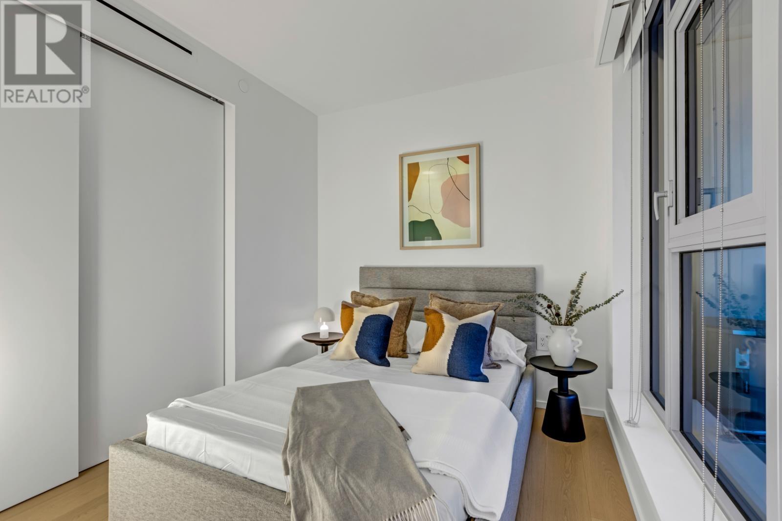 Listing Picture 19 of 35 : 1402 889 PACIFIC STREET, Vancouver / 溫哥華 - 魯藝地產 Yvonne Lu Group - MLS Medallion Club Member