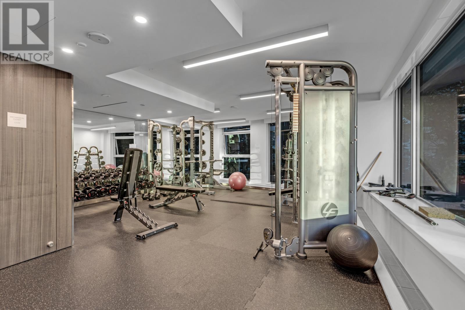 Listing Picture 35 of 35 : 1402 889 PACIFIC STREET, Vancouver / 溫哥華 - 魯藝地產 Yvonne Lu Group - MLS Medallion Club Member