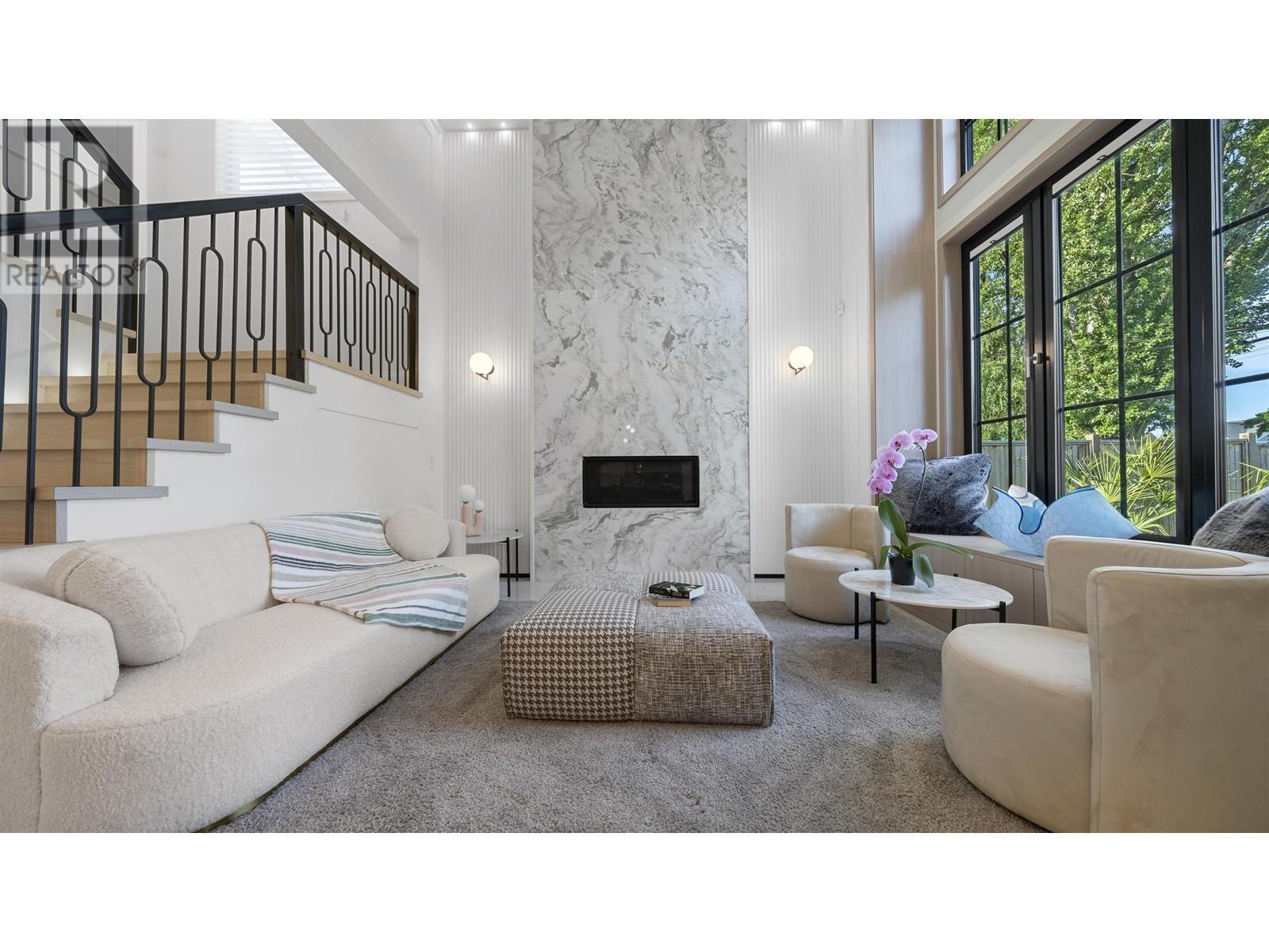 Listing Picture 3 of 5 : 11331 NO. 2 ROAD, Richmond / 烈治文 - 魯藝地產 Yvonne Lu Group - MLS Medallion Club Member