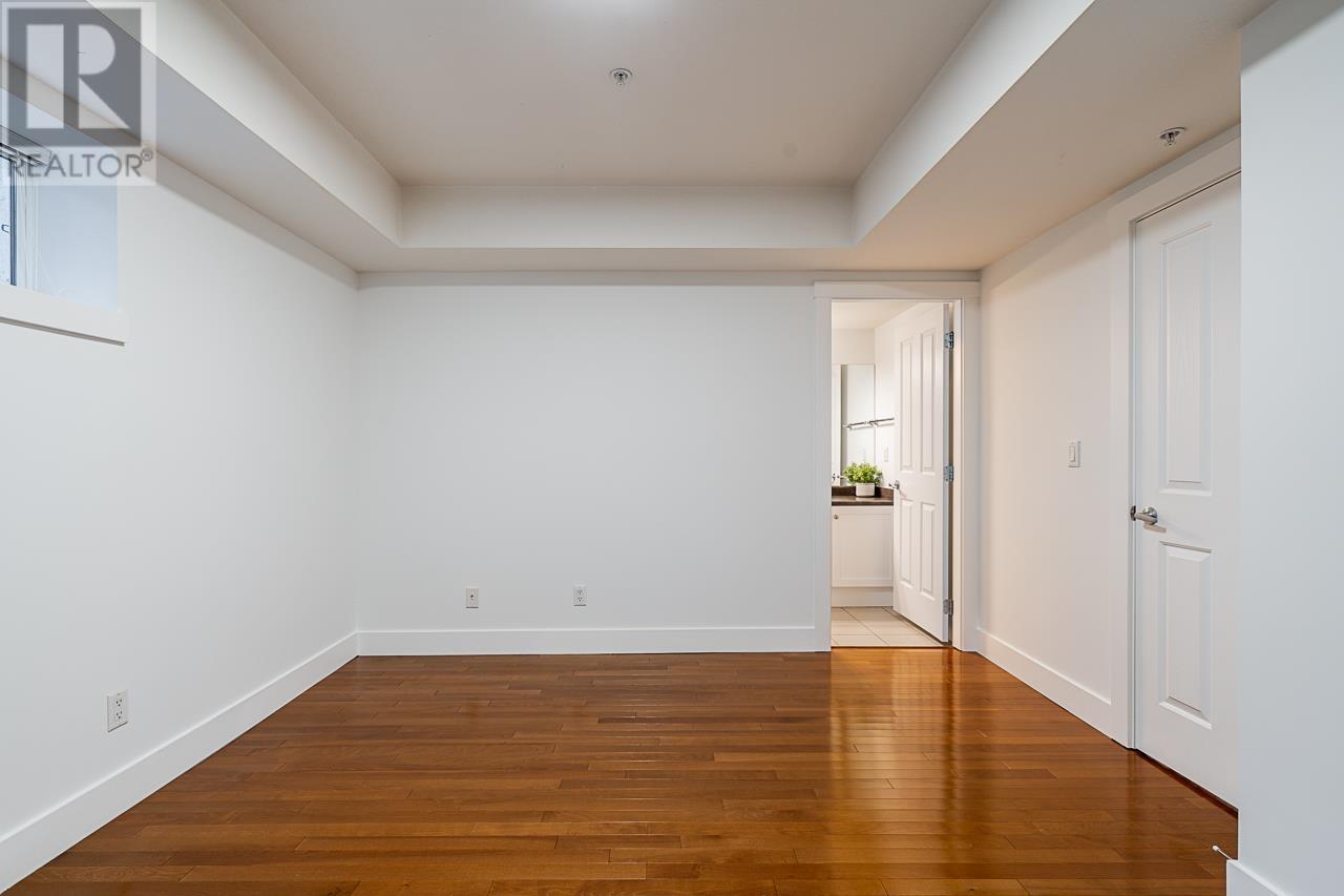980 W 58th Avenue, Vancouver, British Columbia  V6P 6Y3 - Photo 36 - R2947589