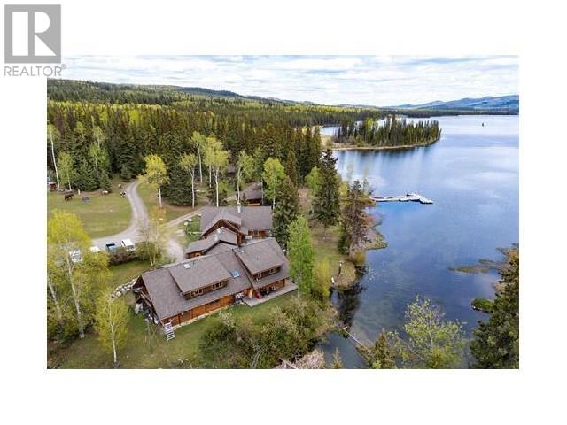 1799 SPOUT LAKE ROAD, lac la hache, British Columbia