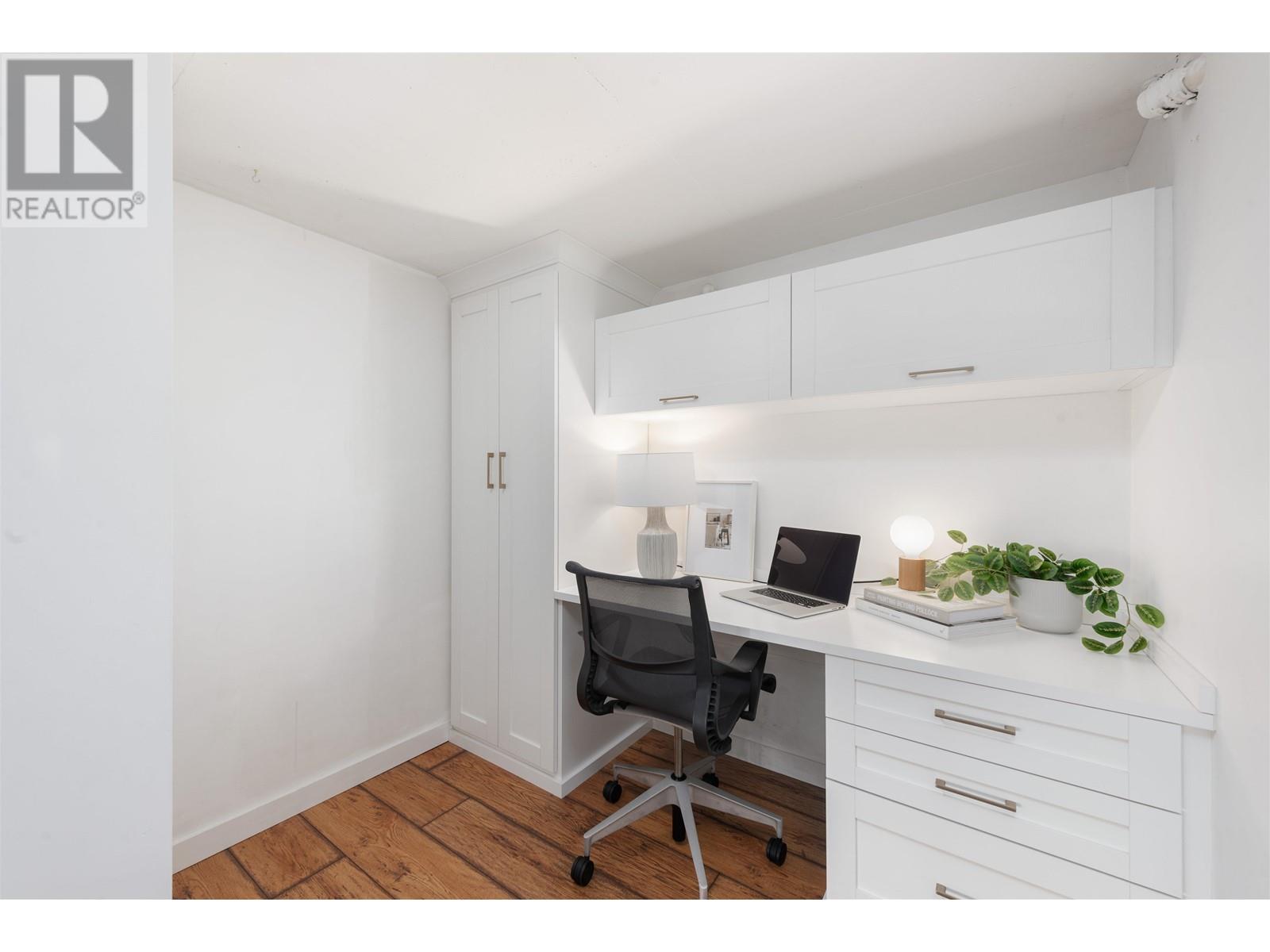 Listing Picture 16 of 24 : 204 2001 WALL STREET, Vancouver / 溫哥華 - 魯藝地產 Yvonne Lu Group - MLS Medallion Club Member