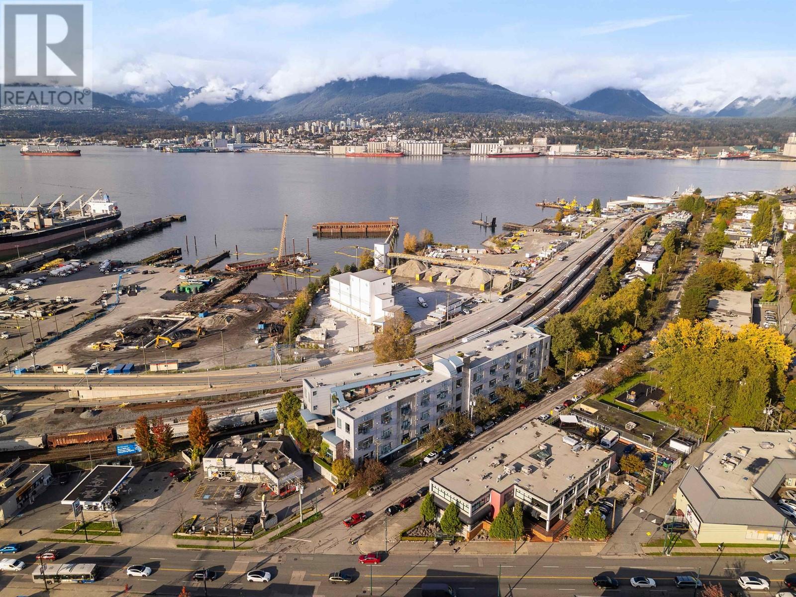 Listing Picture 24 of 24 : 204 2001 WALL STREET, Vancouver / 溫哥華 - 魯藝地產 Yvonne Lu Group - MLS Medallion Club Member