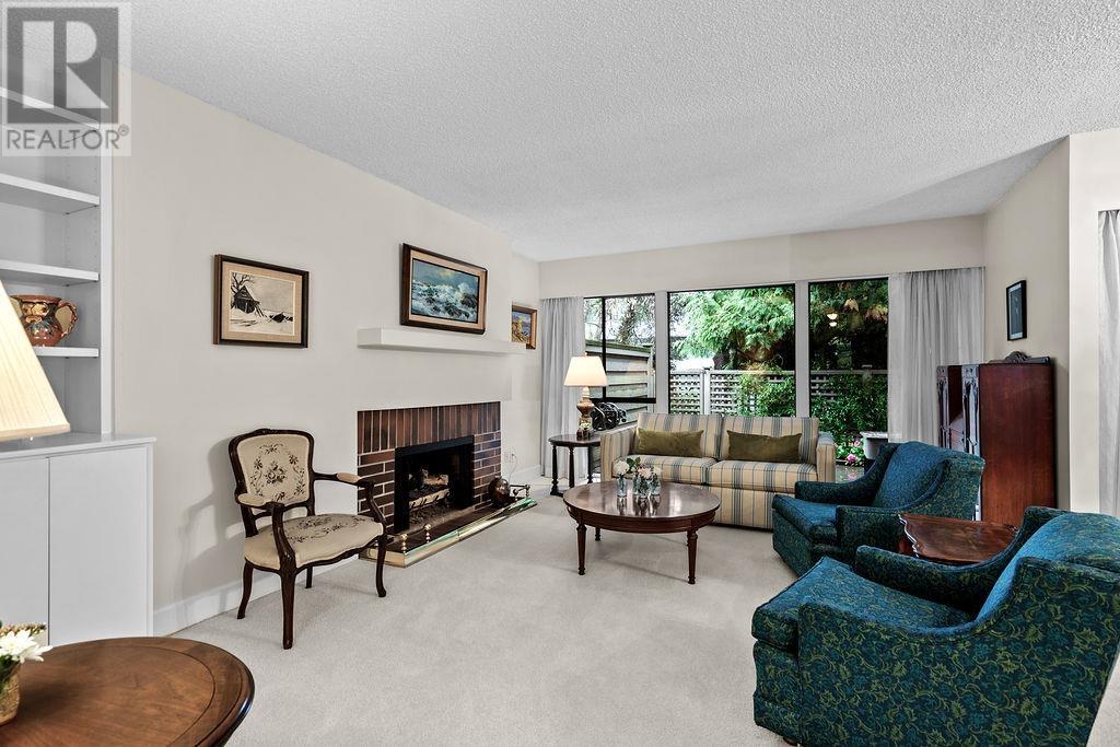 Listing Picture 9 of 40 : 4011 VINE STREET, Vancouver / 溫哥華 - 魯藝地產 Yvonne Lu Group - MLS Medallion Club Member