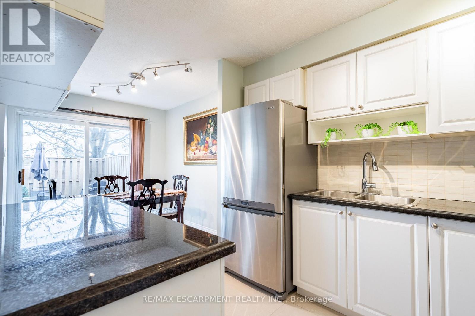 27 - 2185 Fairchild Boulevard, Burlington (Tyandaga), Ontario  L7P 3P6 - Photo 11 - W11443588