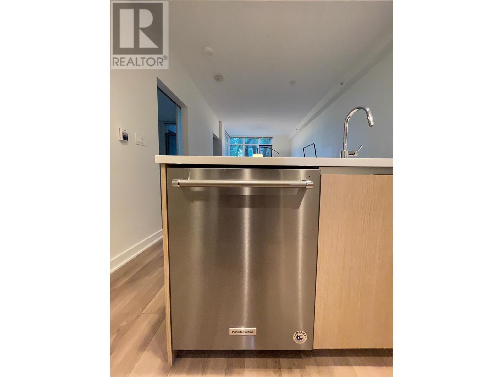 207 8940 University Crescent, Burnaby, British Columbia  V5A 4Y8 - Photo 6 - R2947394
