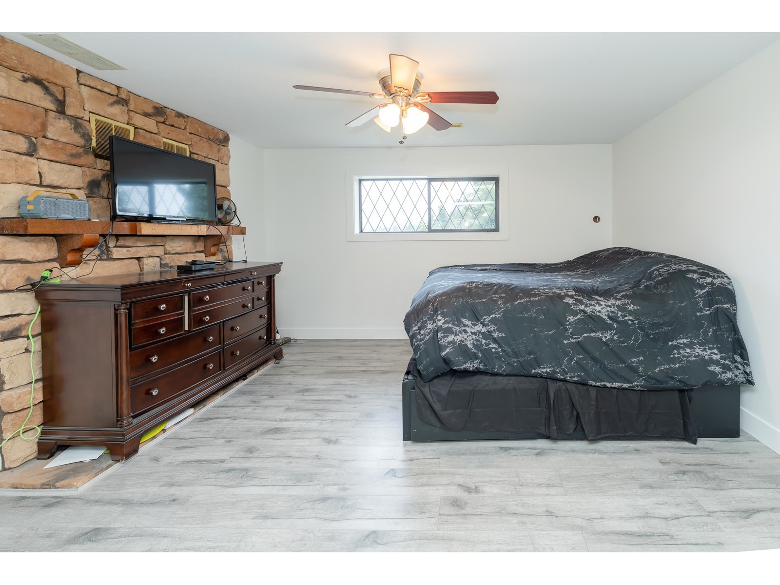 32555 Richards Avenue, Mission, British Columbia  V2V 7E6 - Photo 15 - R2947685